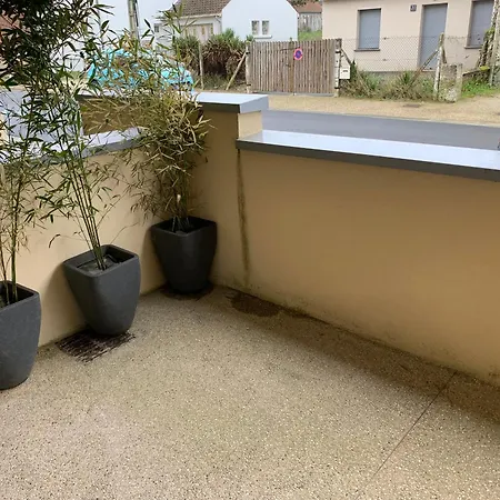 A Avec Terrasse Et Parking - Fr-1-482-177 Apartment *