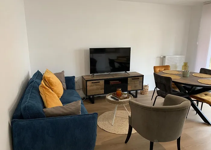 Apartment A Avec Terrasse Et Parking - Fr-1-482-177